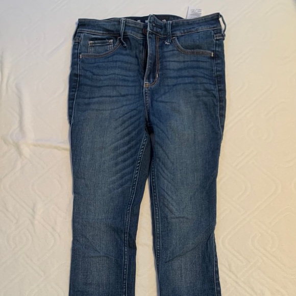 Hollister Co Jeans - Picture 2 of 2